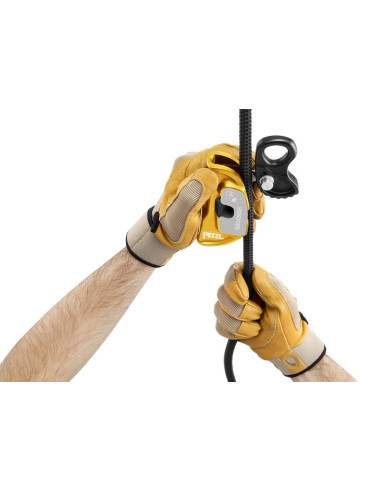 Bloqueur à came ouvrable - RESCUCENDER - PETZL®