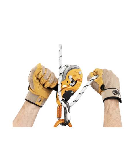 Mousqueton avec ergot de freinage, alu en D triple action - FREINO Z - PETZL®