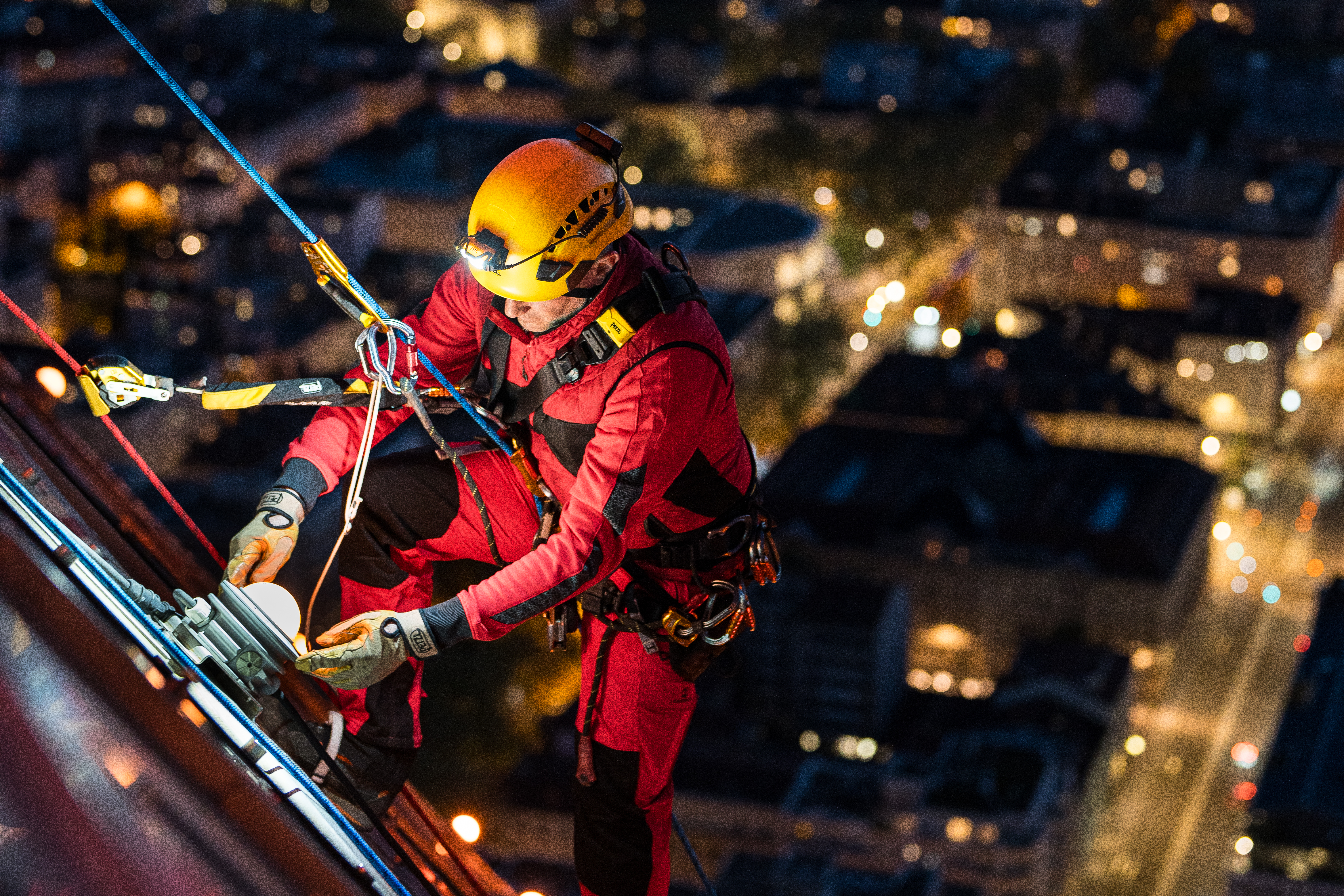 photo equipeur petzl
